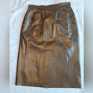 NWT Maria Vittoria Latini Italy   genuine leather skirt size 46(feels S)
